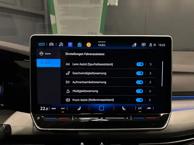 Volkswagen Golf view 22