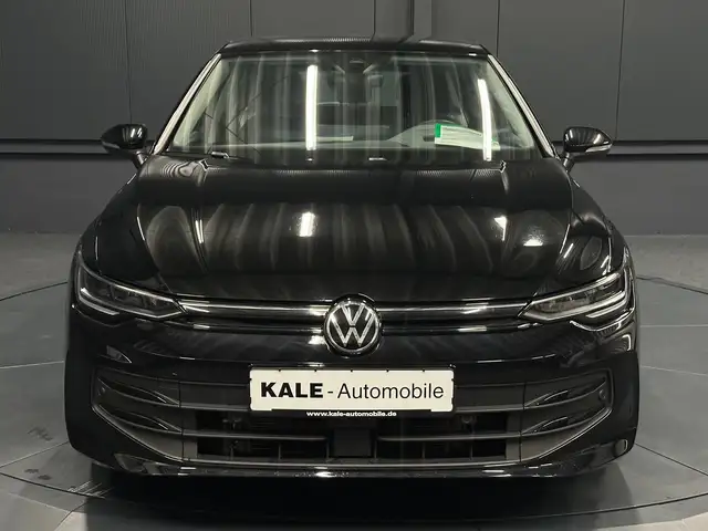 Volkswagen Golf view 8