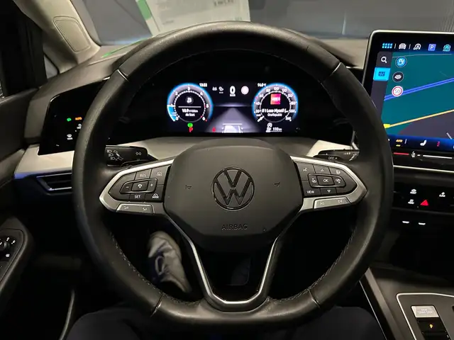 Volkswagen Golf view 16