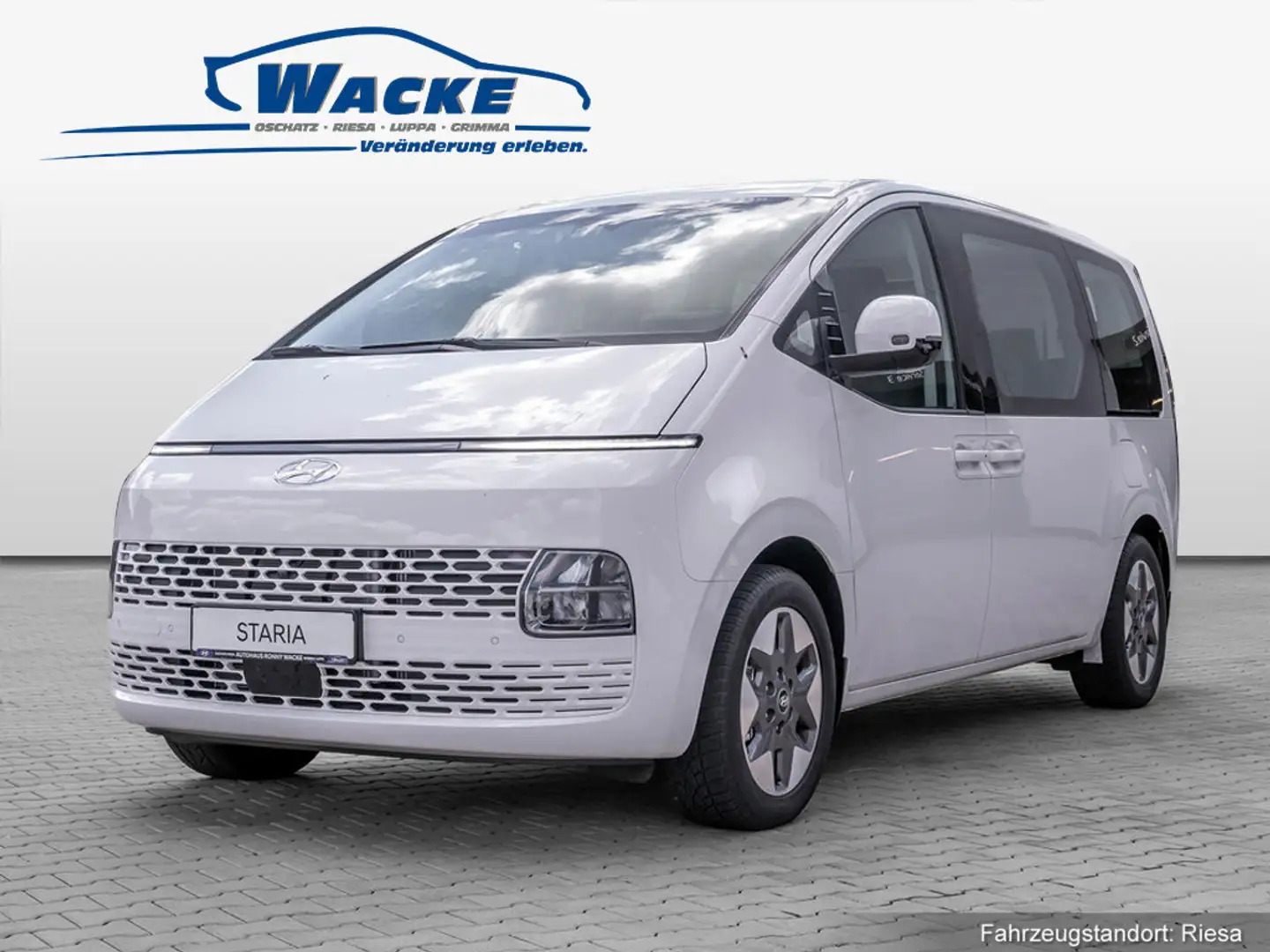 Hyundai STARIA 2.2 CRDi Trend SHZ NAVI ACC LED 360° Alb - 1