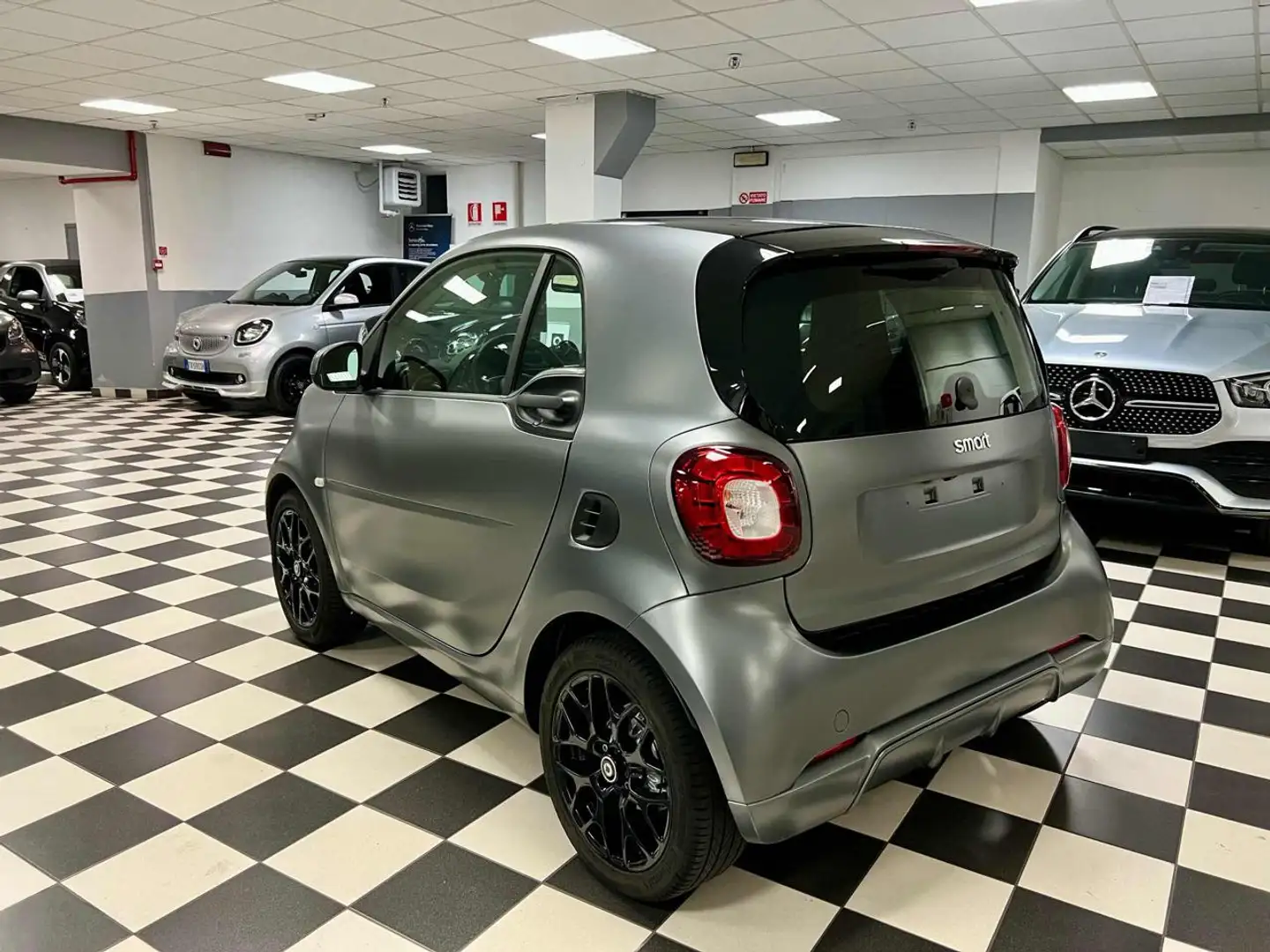 smart forTwo 90 0.9 Turbo twinamic Passion Gris - 2