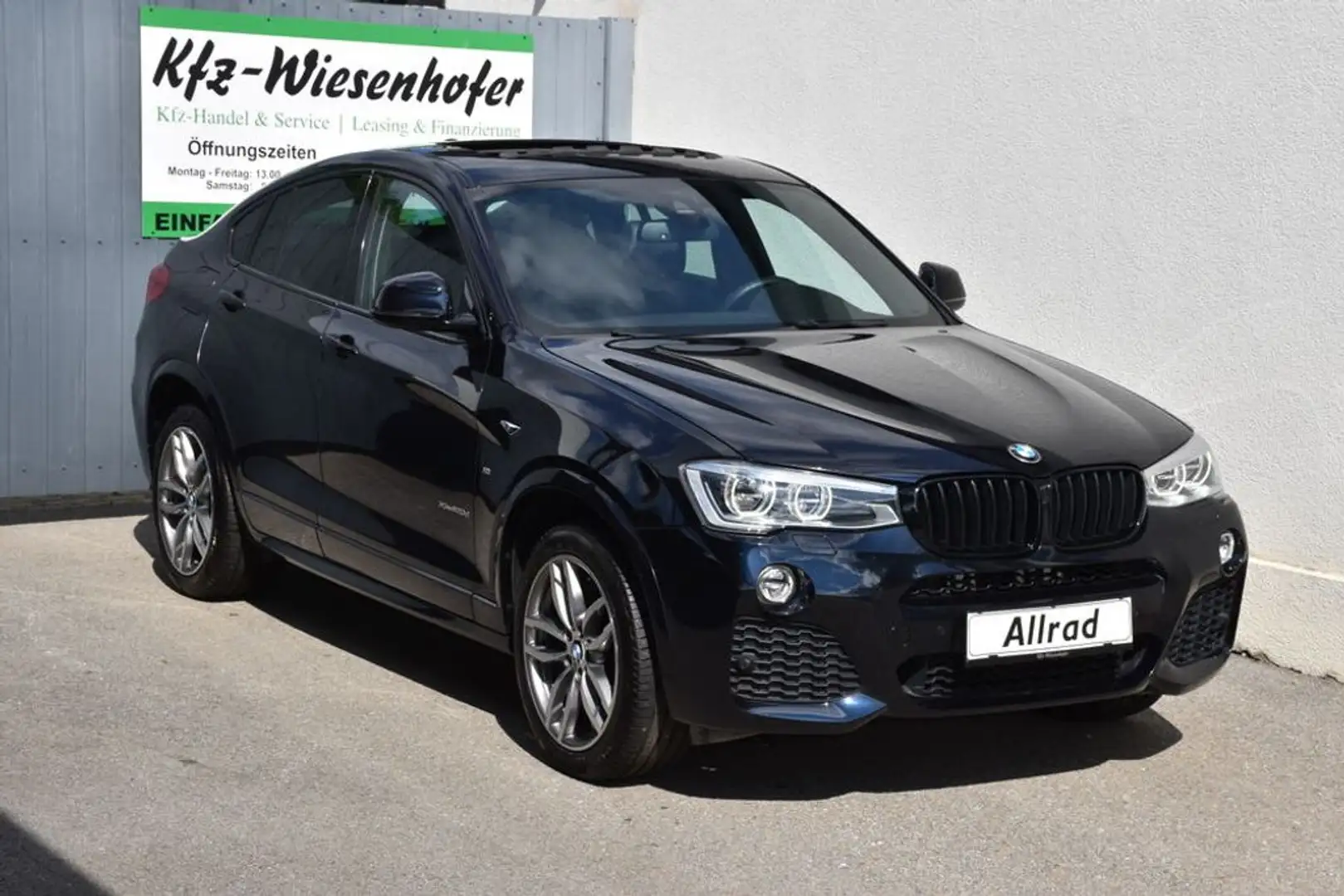 BMW X4 xDrive 20d M-Paket / Anhängerkupplung / Noir - 1