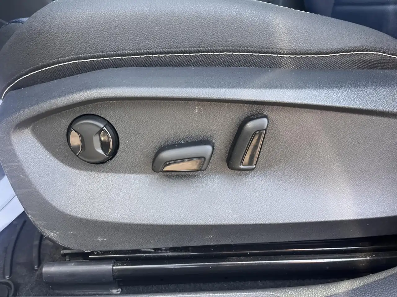 Volkswagen Taos снимка Volkswagen Taos