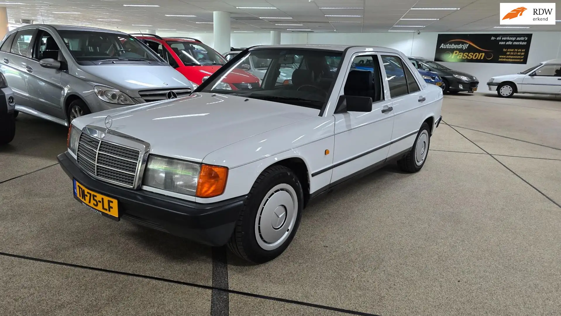 Mercedes-Benz 190 2.0 D zeer netjes Bianco - 1
