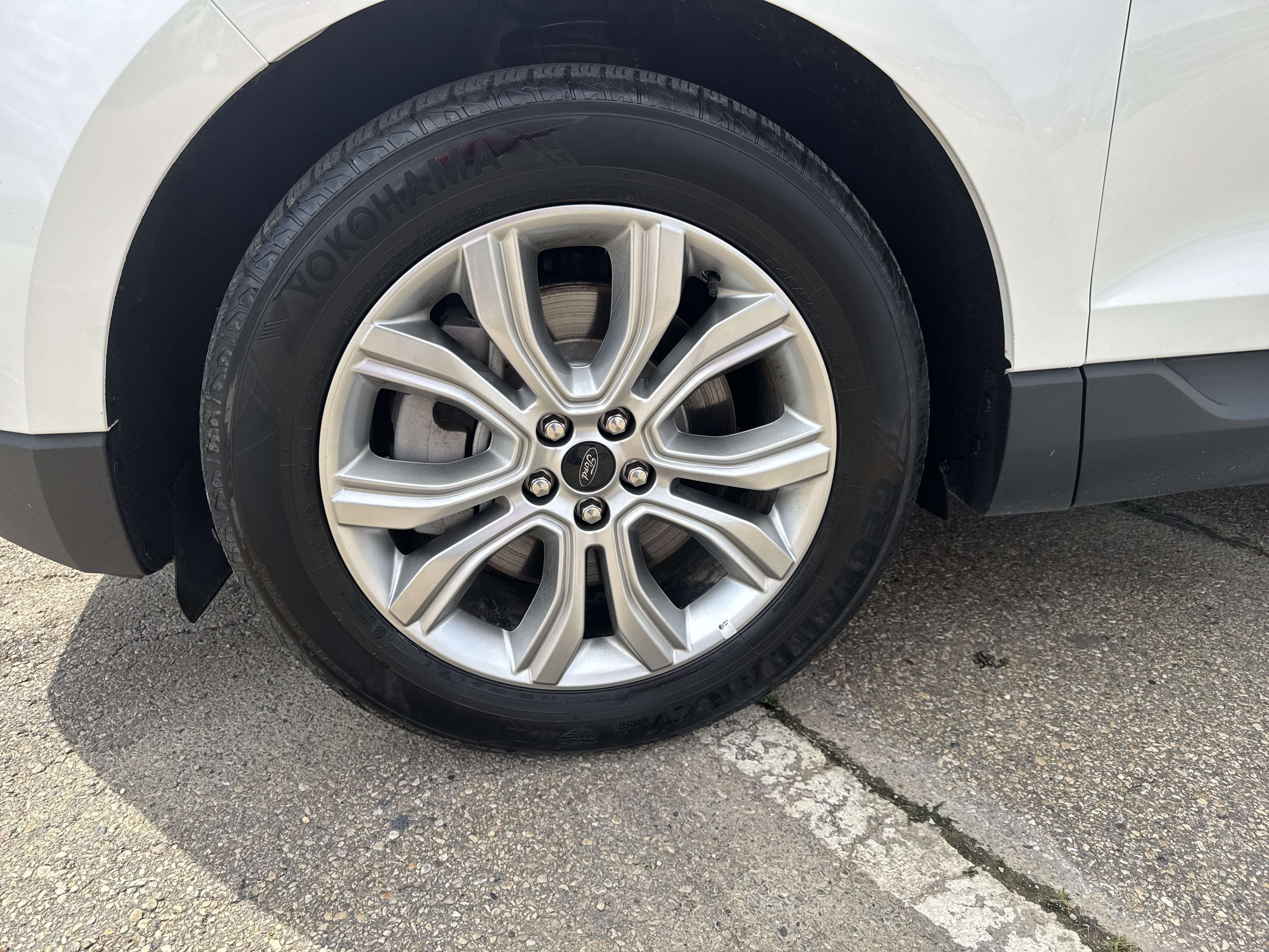 2023 Ford Edge