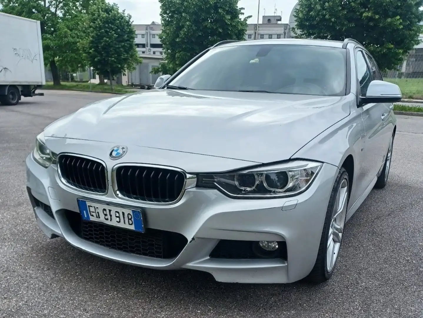 BMW 320 320d Touring M Sport Argent - 1