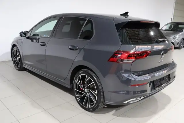 Volkswagen Golf view 8