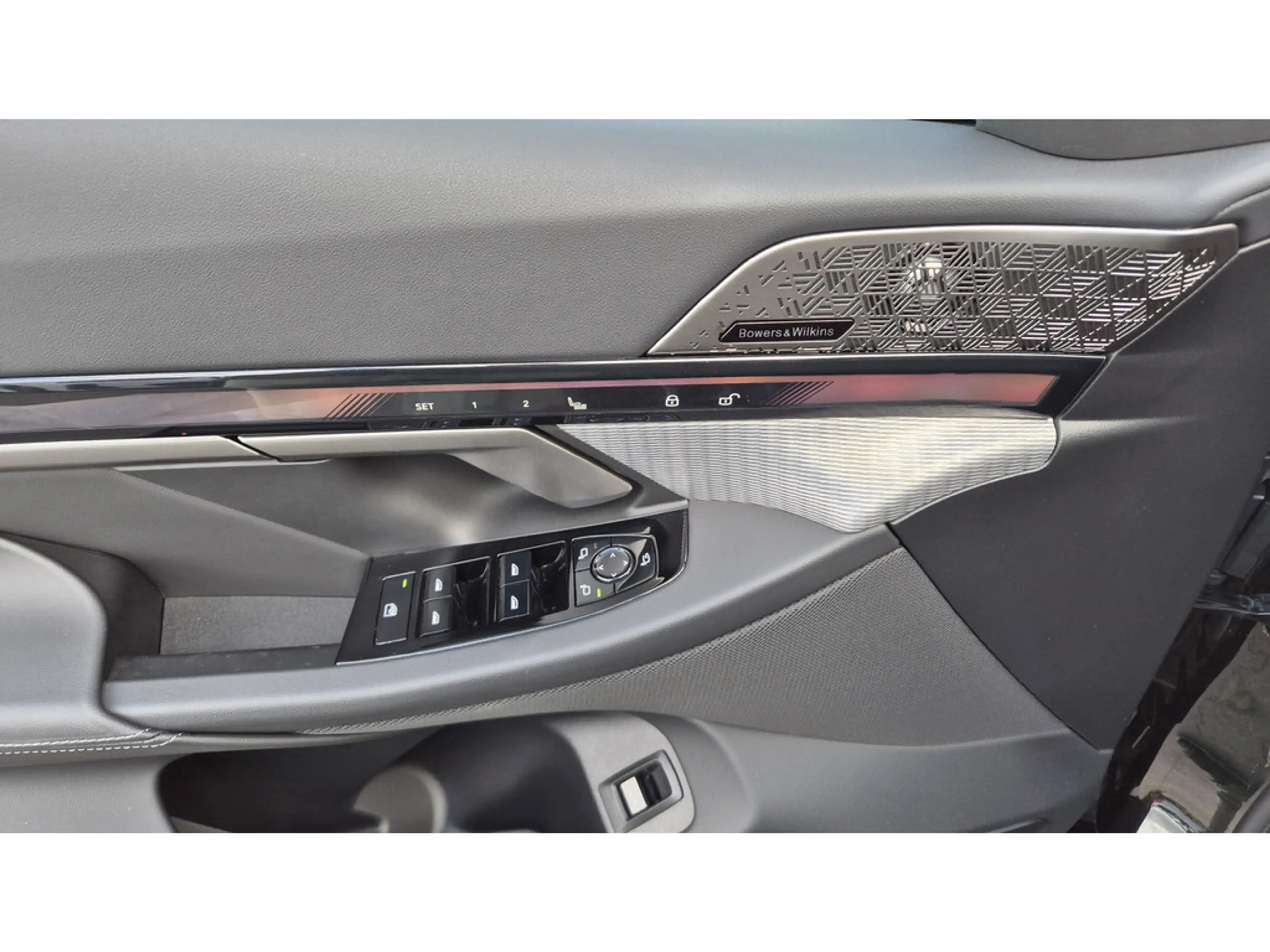 BMW 520 d xDrive M Sport Pro 21 ZOLL+B&W+AHK+PANO — photo 14