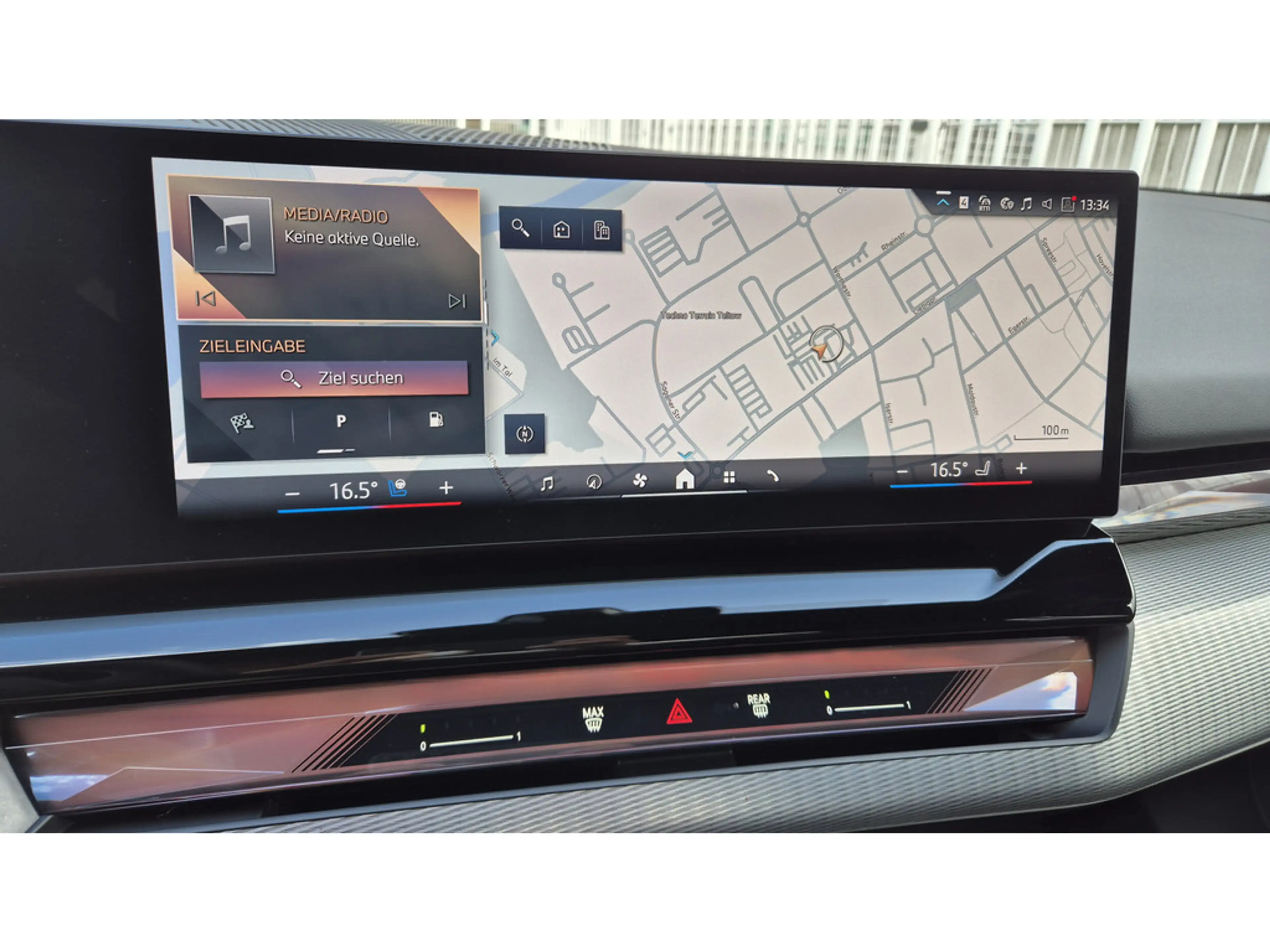 BMW 520 d xDrive M Sport Pro 21 ZOLL+B&W+AHK+PANO — photo 11