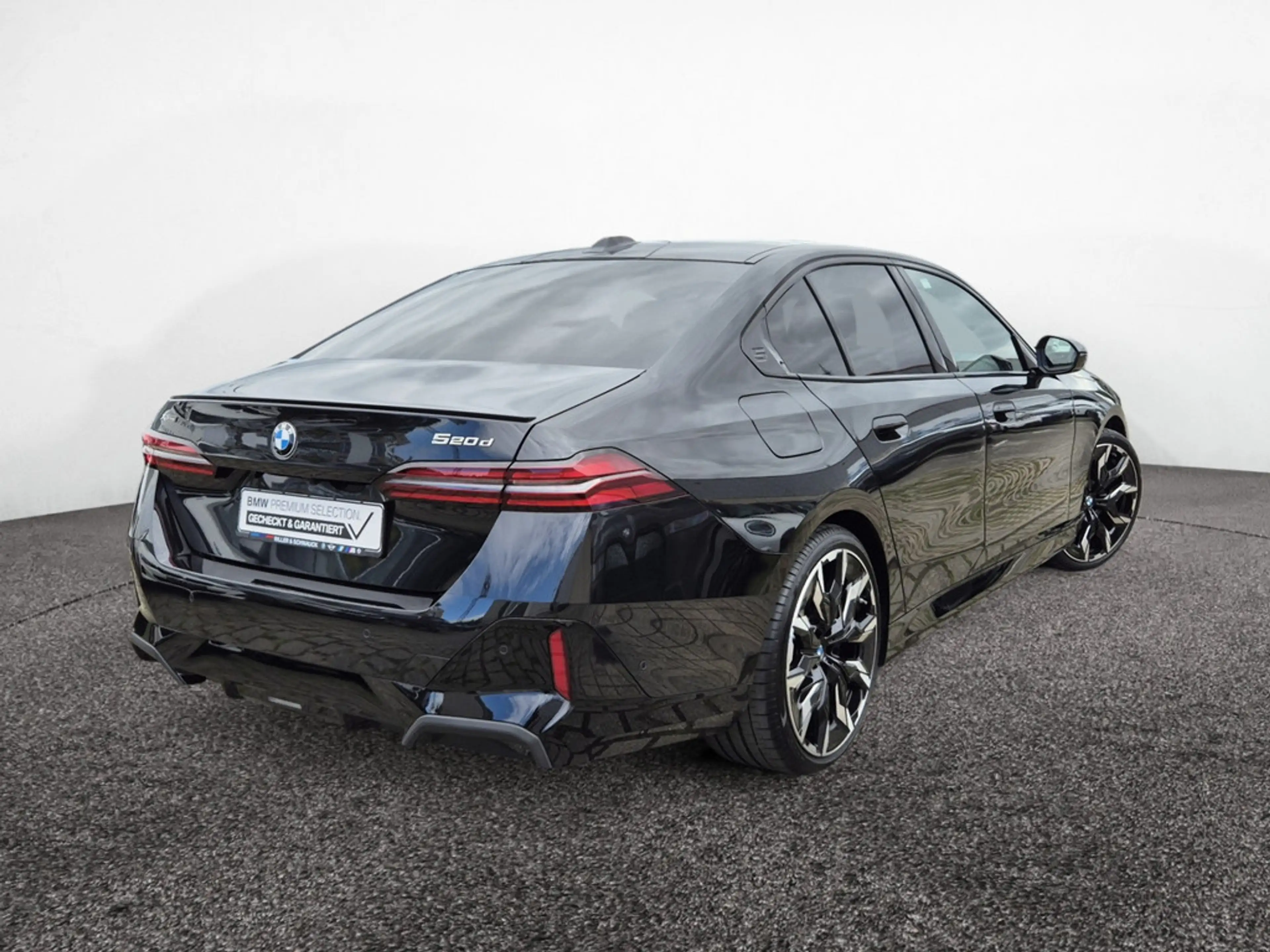 BMW 520 d xDrive M Sport Pro 21 ZOLL+B&W+AHK+PANO — photo 3