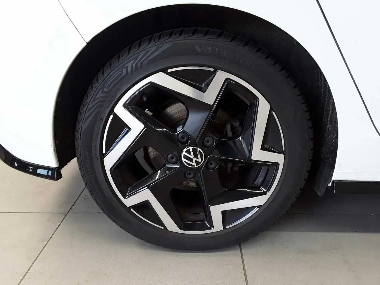 Volkswagen Golf 1.5 eTSI DSG R-Line APP ACC SHZ KAM, миниатюра 18