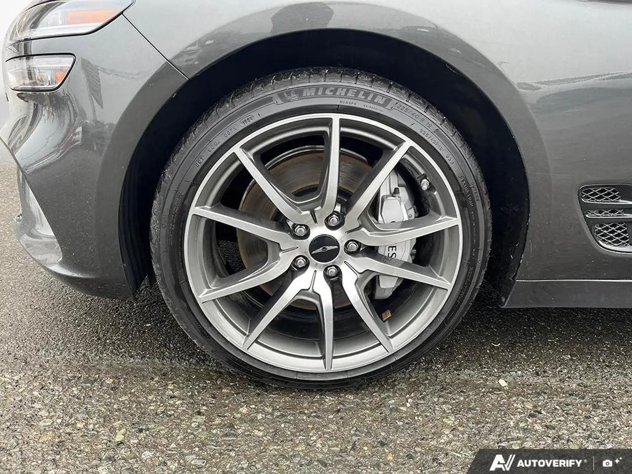 Genesis G70 снимка Genesis G70
