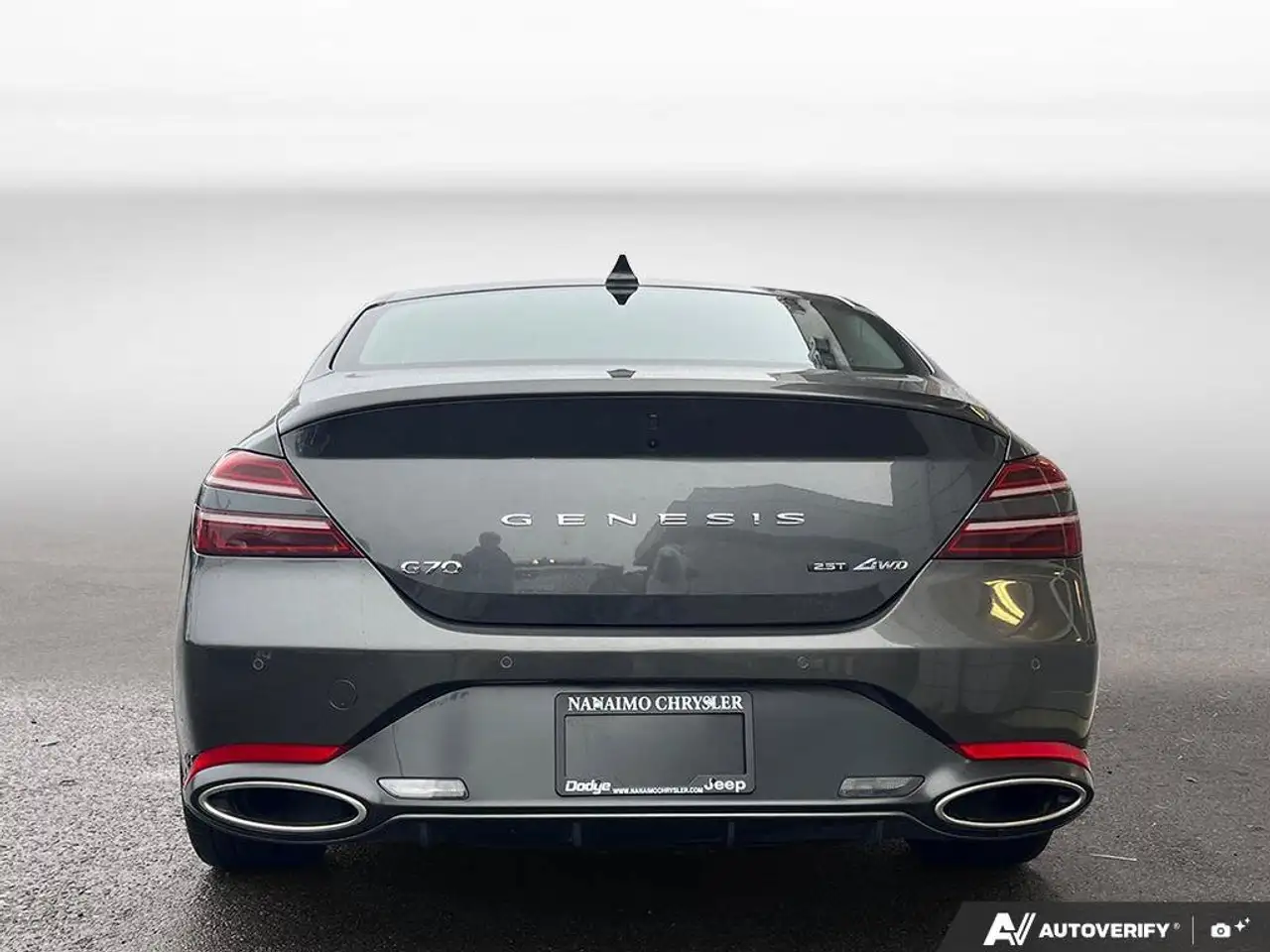 Genesis G70 снимка Genesis G70