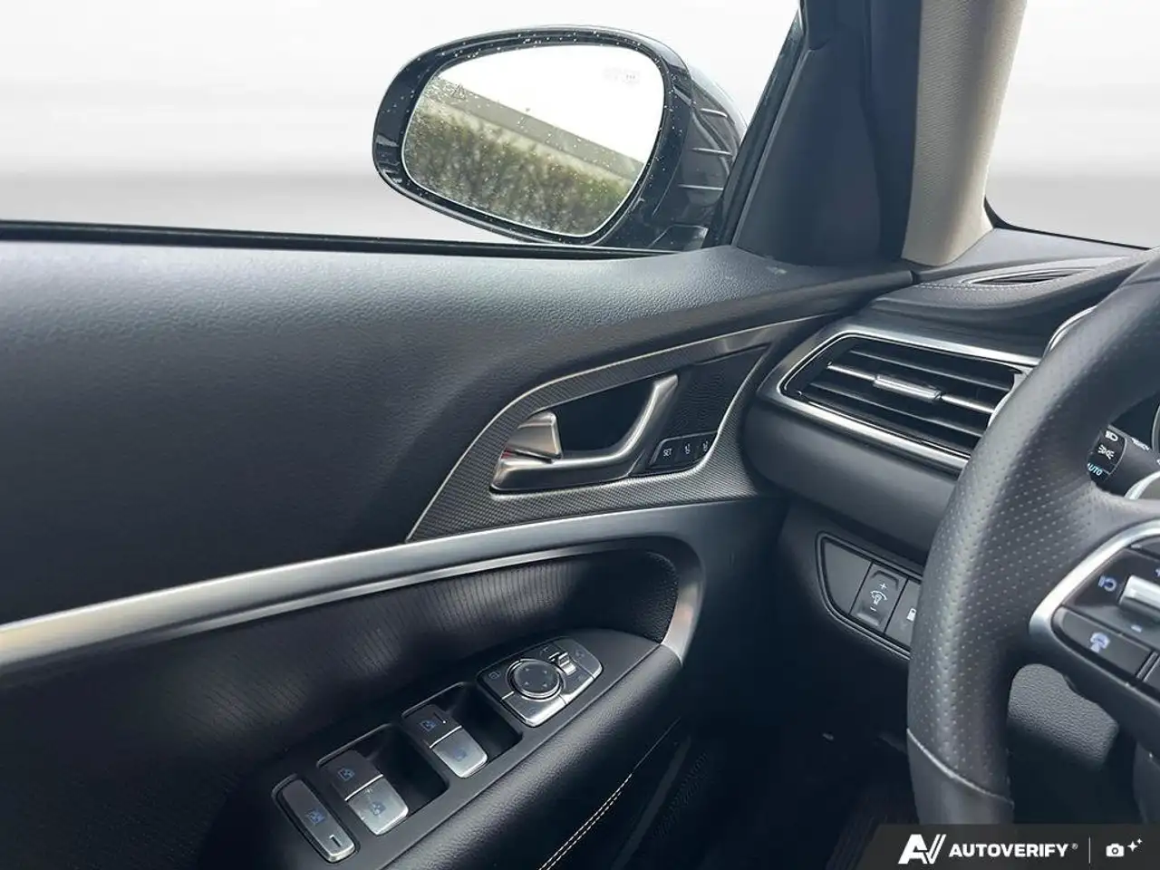 Genesis G70 снимка Genesis G70