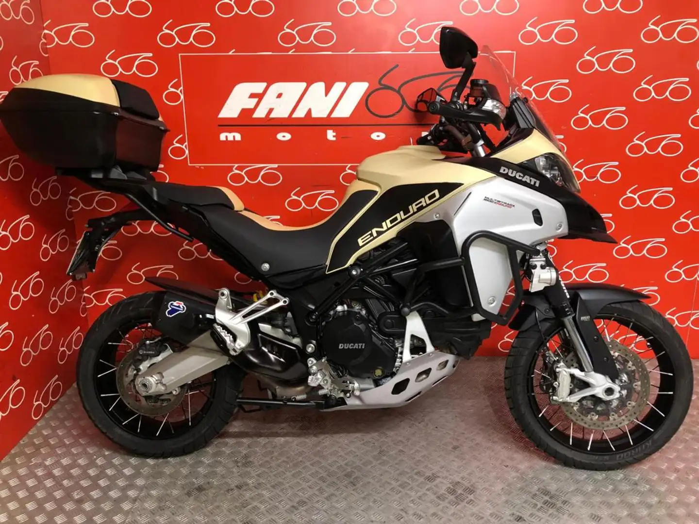 Ducati Multistrada 1200 Enduro Pro Beige - 1