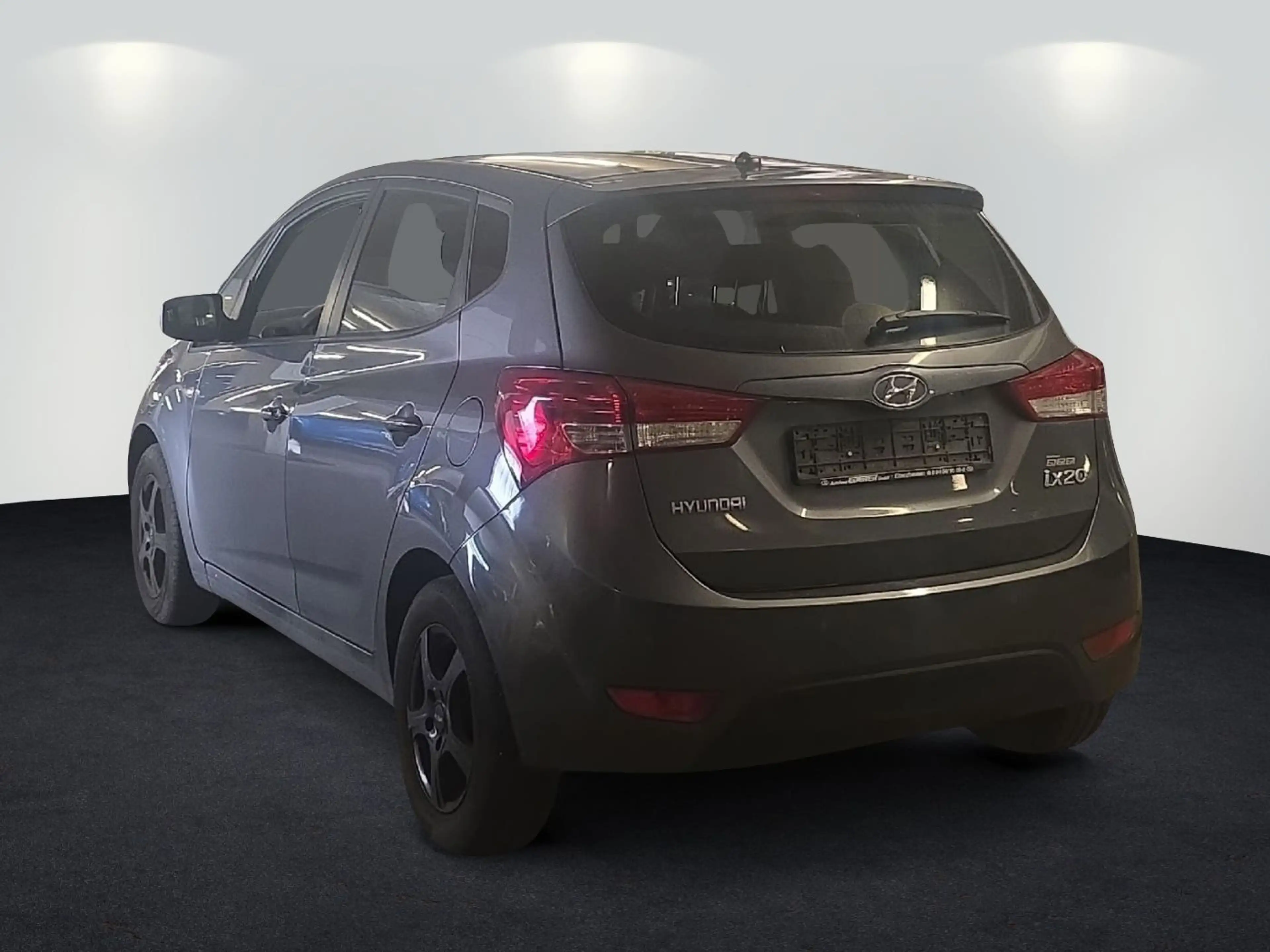 Hyundai iX20 1.6 Trend blue SITZHEIZUNG*KLIMAANLAGE — photo 4