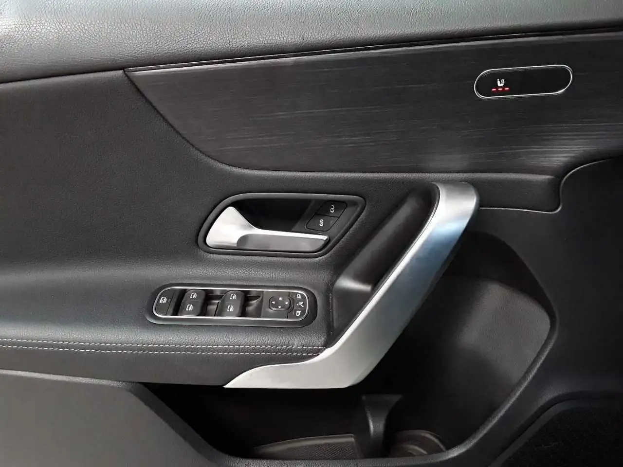 Mercedes-Benz A-Class A 200 7G-DCT Progressive Advanced Navi SHZ, миниатюра 17