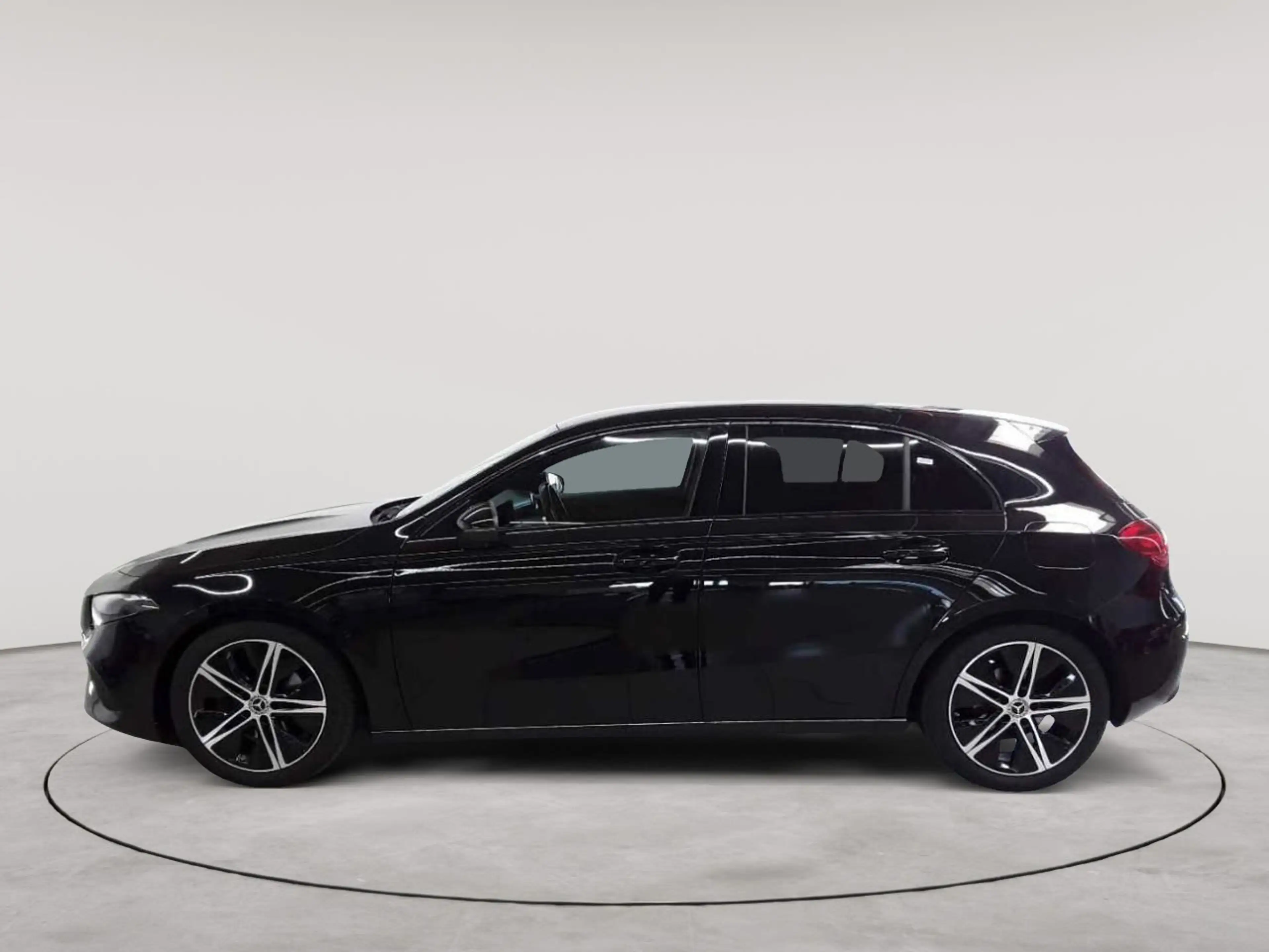 Mercedes-Benz A 200 A 200 7G-DCT Progressive Advanced Navi SHZ — photo 6