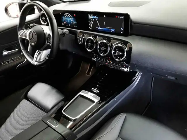Mercedes-Benz A-Class view 9
