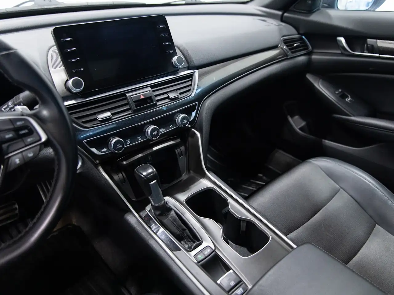 Honda Accord photo Honda Accord