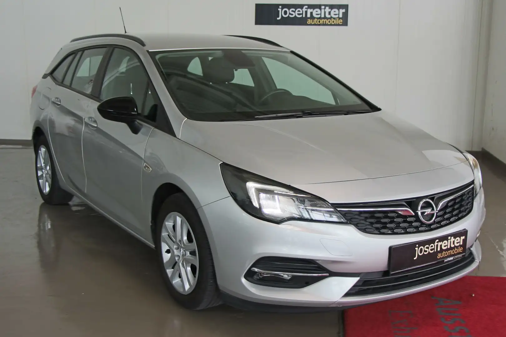 Opel Astra Sports Tourer  1.5d NAVI/LED Silber - 1