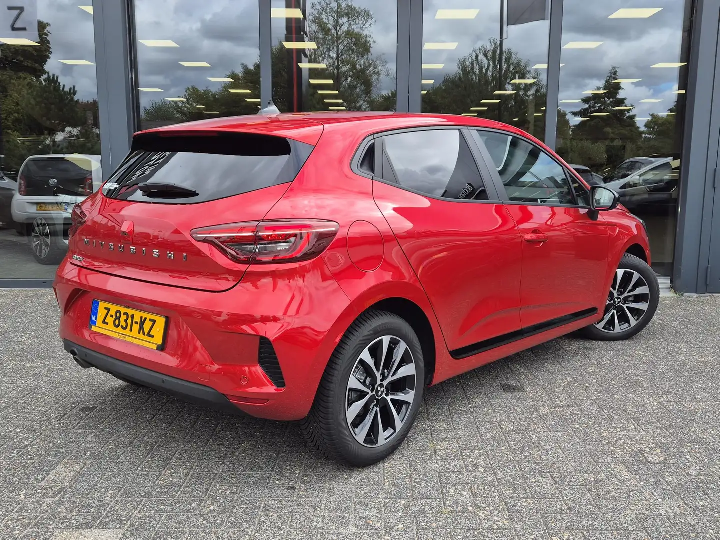 Mitsubishi Colt 1.0T MT Intense | 8 Jaar Fabrieksgarantie | Achter Rouge - 2