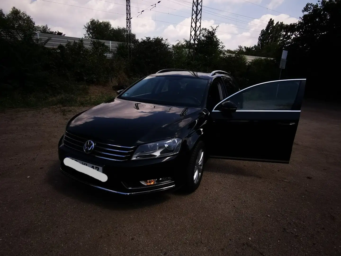 Volkswagen Passat Variant 2.0 Blue TDI DSG SCR Comfortline - 2