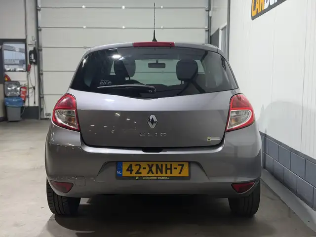Renault Clio view 5