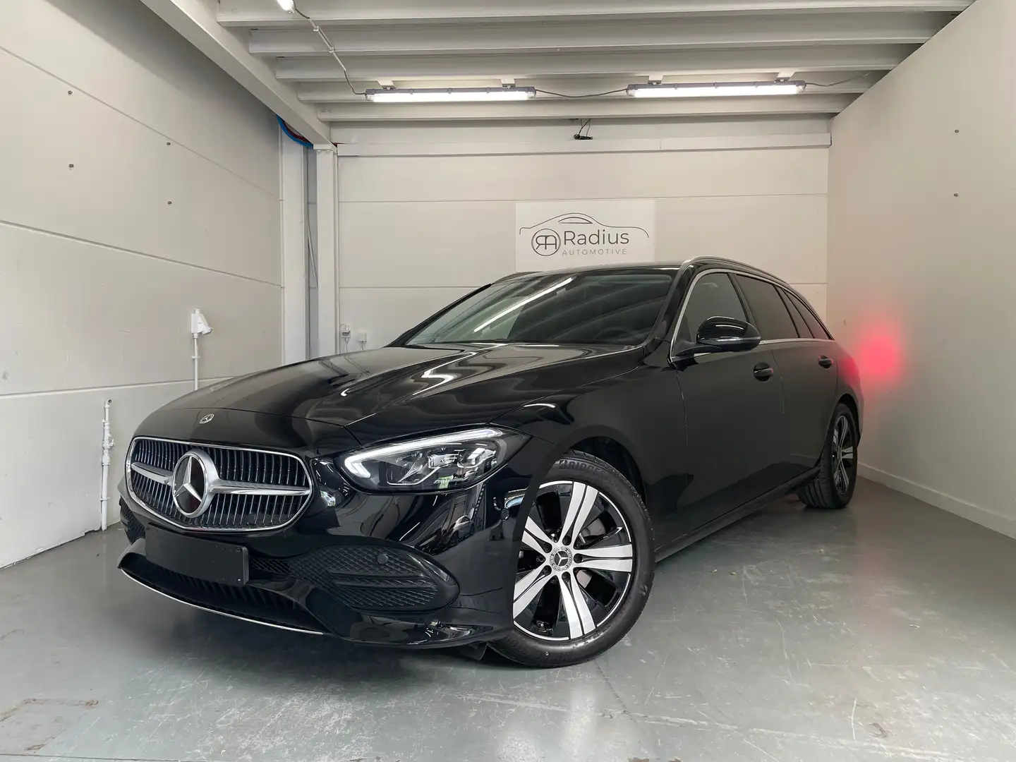 Mercedes-Benz C 200 C 200 d T 9G-TRONIC Edition Avantgarde Zwart - 1