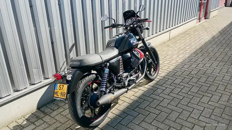 Moto Guzzi V 7 - foto 2