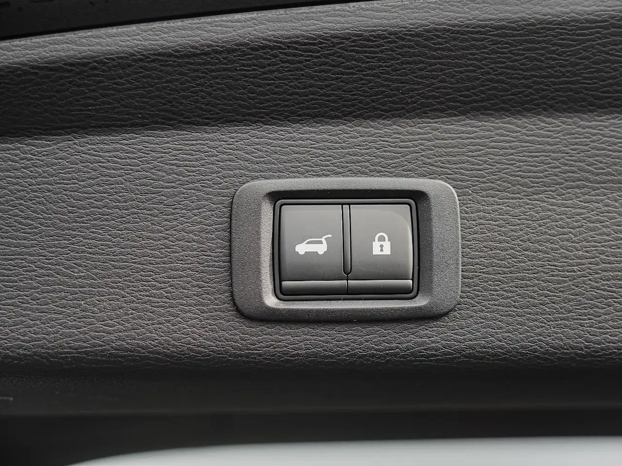 Mitsubishi Outlander снимка Mitsubishi Outlander