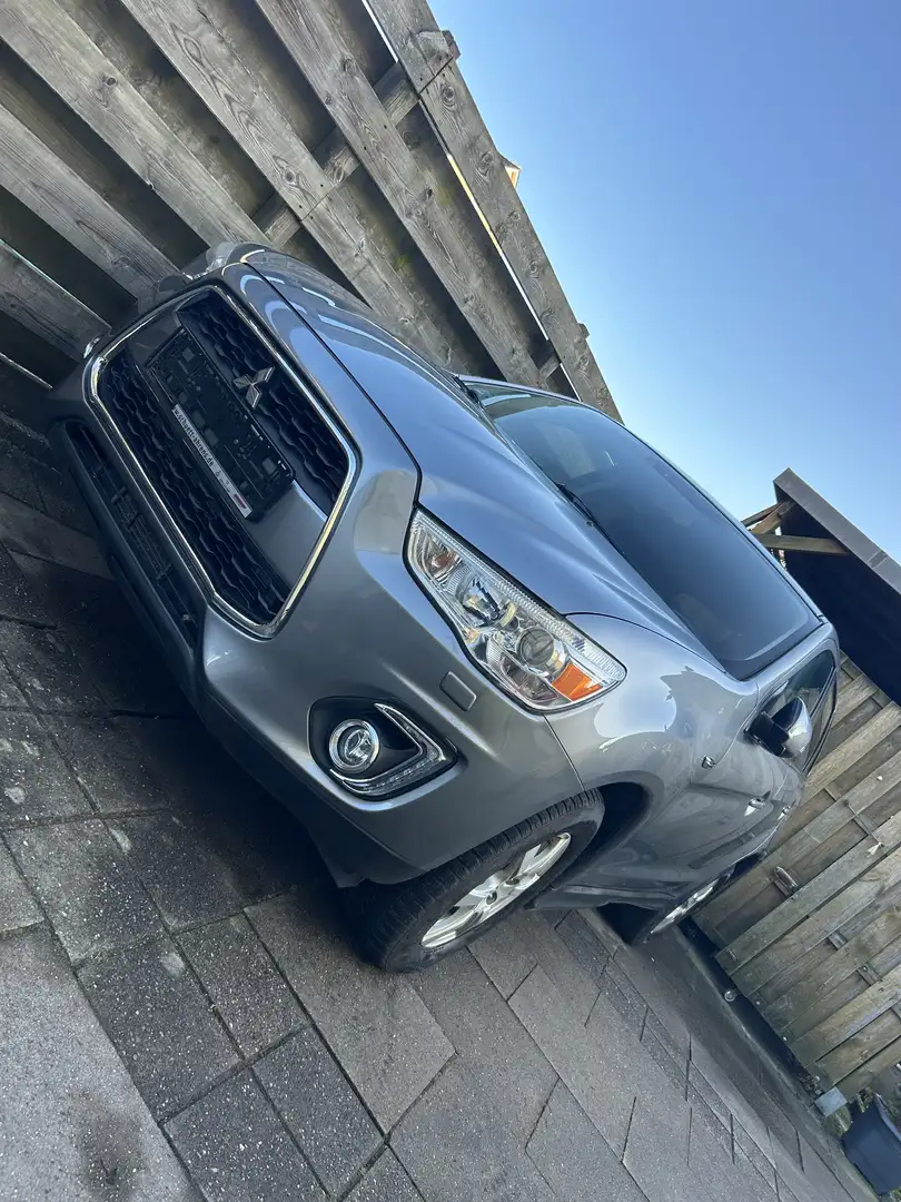 Mitsubishi ASX 2.2 DI-D 4WD Automatik Instyle - 2