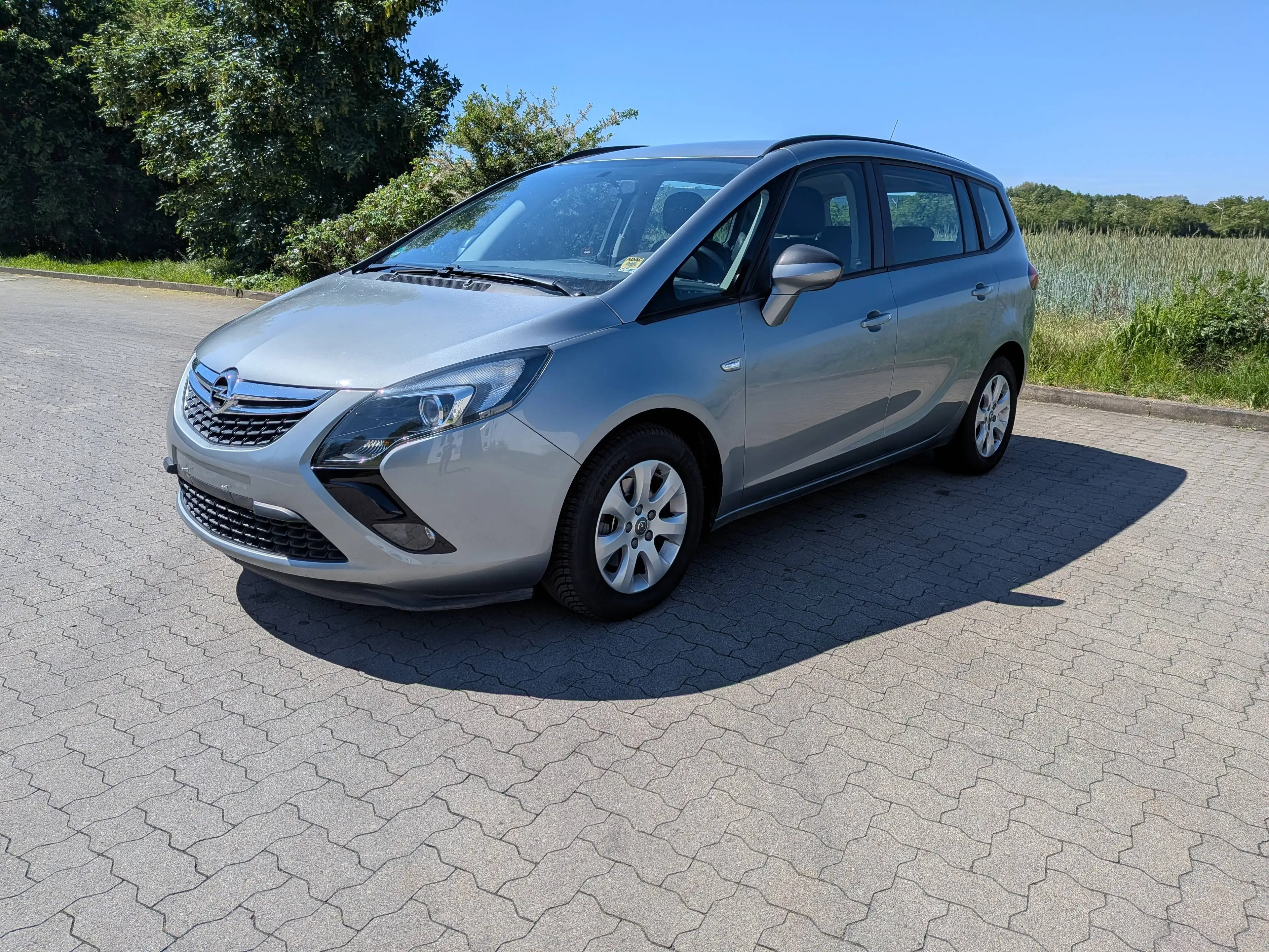 Opel Zafira Tourer Edition*Tüv neu*Allwetterreifen*Automatik — photo 9