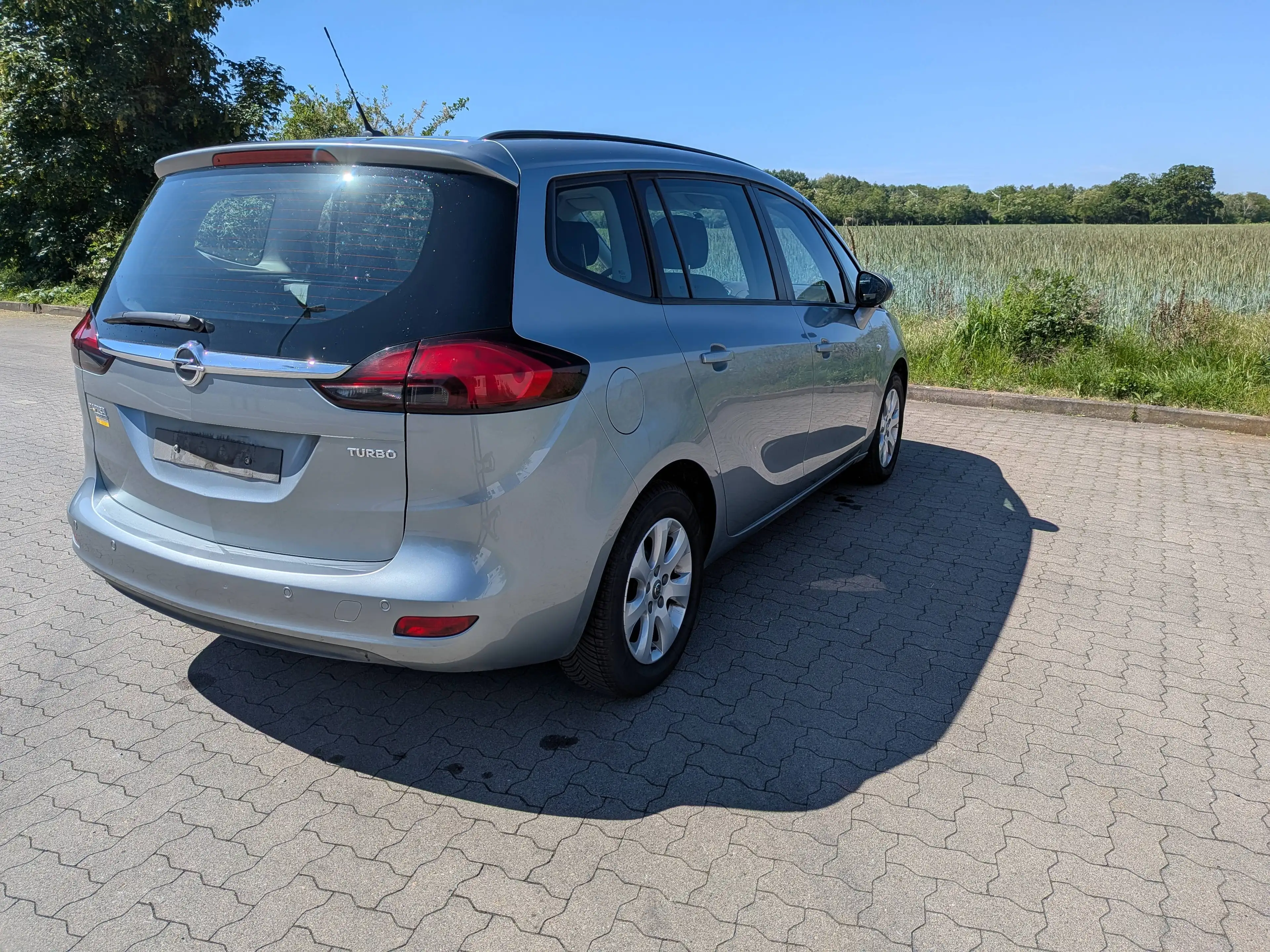 Opel Zafira Tourer Edition*Tüv neu*Allwetterreifen*Automatik — photo 8