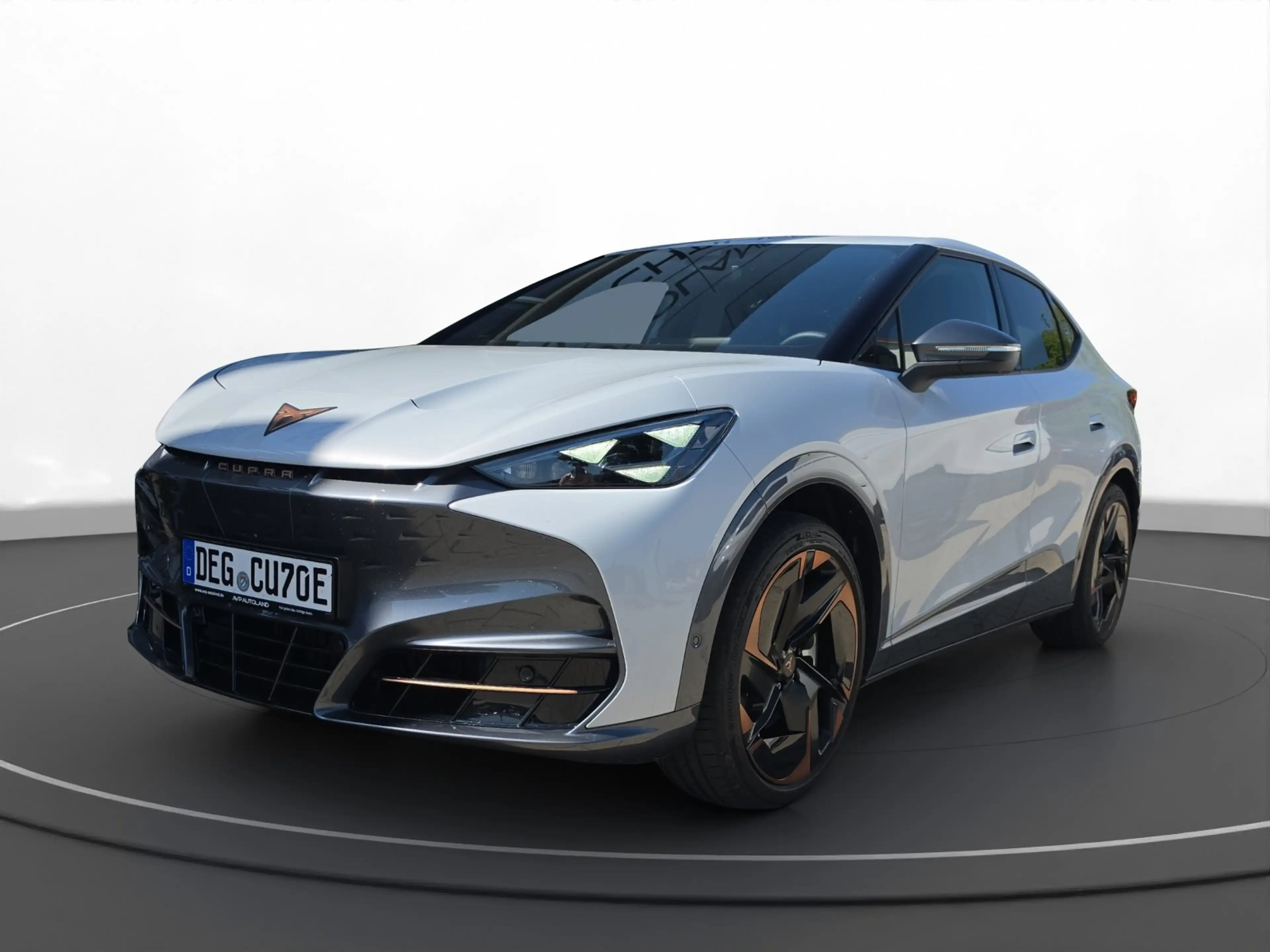 CUPRA Tavascan 210 kW 77 kWh Endurance | Adrenalin Pack — photo 2