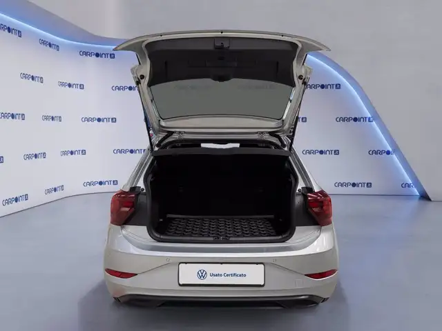 Volkswagen Polo view 18