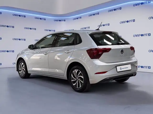 Volkswagen Polo view 4