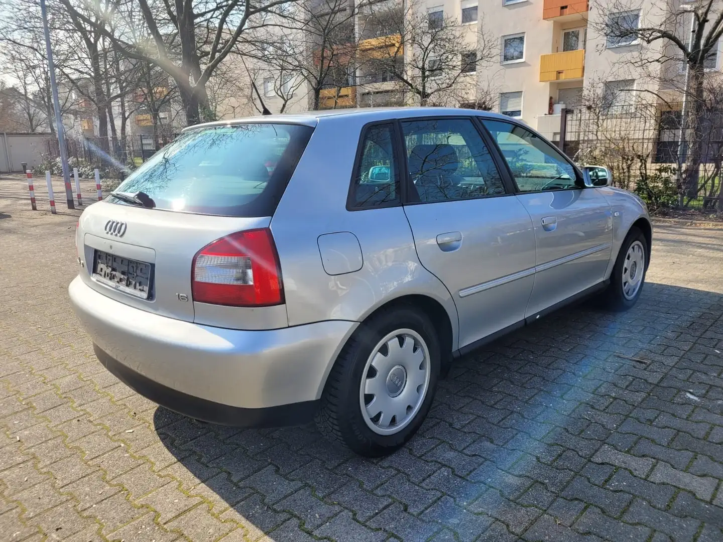 Audi A3 1.6 S3 Perfektzustand~Vollscheckpft~Xenon~ Srebrny - 2