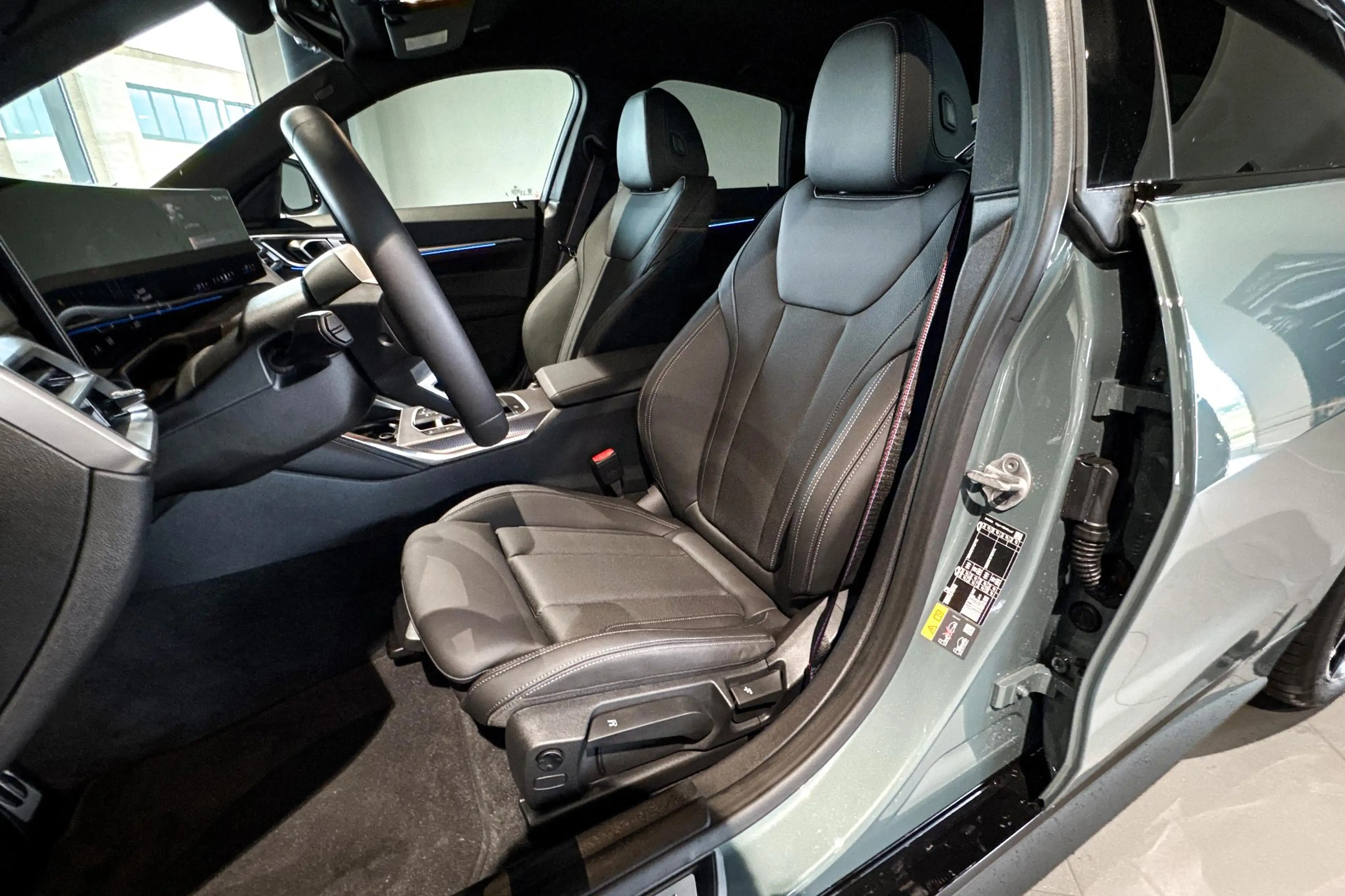 BMW i4 eDrive40 | M Sport Pro | Stoelverwarming | Achteru — photo 11