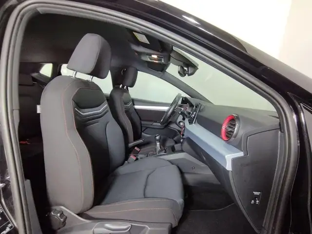 Seat Ibiza view 5