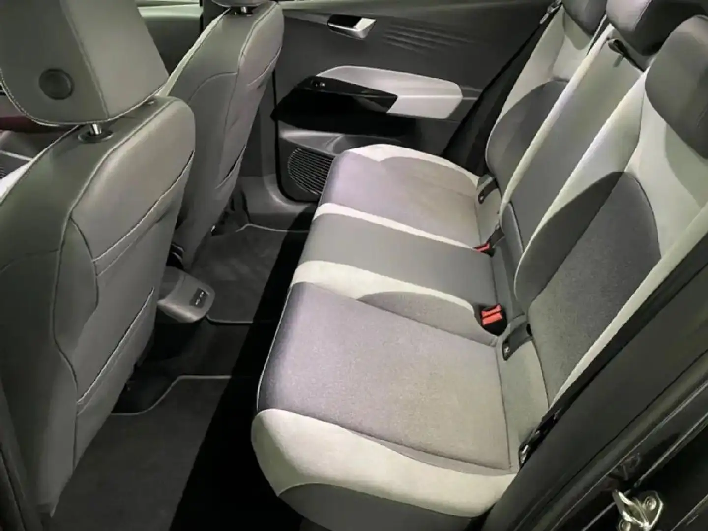 Volkswagen ID.3 ID.3 58 kWh Pro Performance Gris - 2