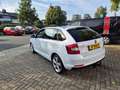 Skoda Rapid/Spaceback 1.2 TSI Greentech JOY Wit - thumbnail 3