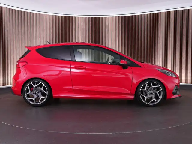 Ford Fiesta view 13