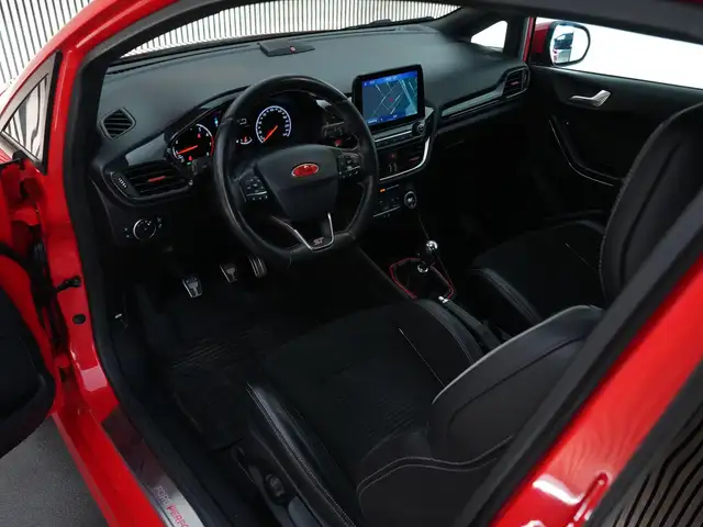 Ford Fiesta view 8
