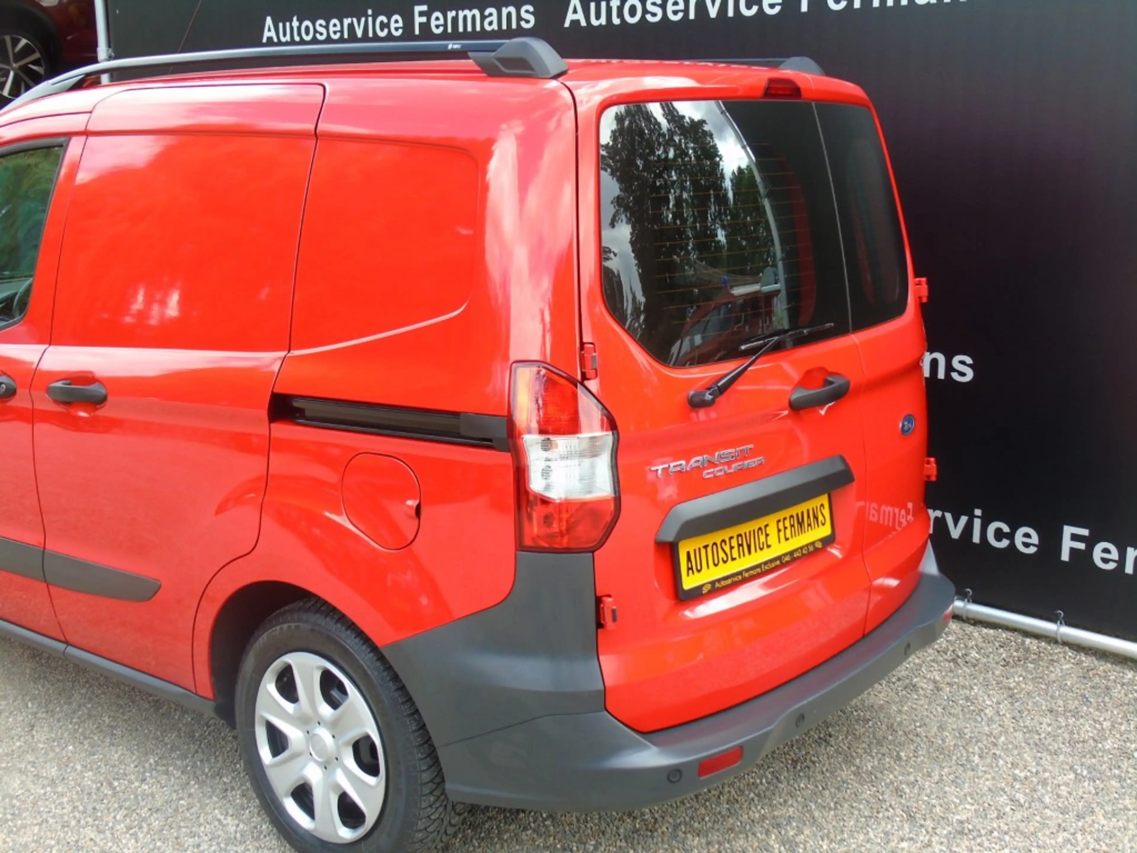 Ford Transit Courier 1.0 Trend Ecoboost 100 PK - 2022 - Navi - 2x schui — photo 8