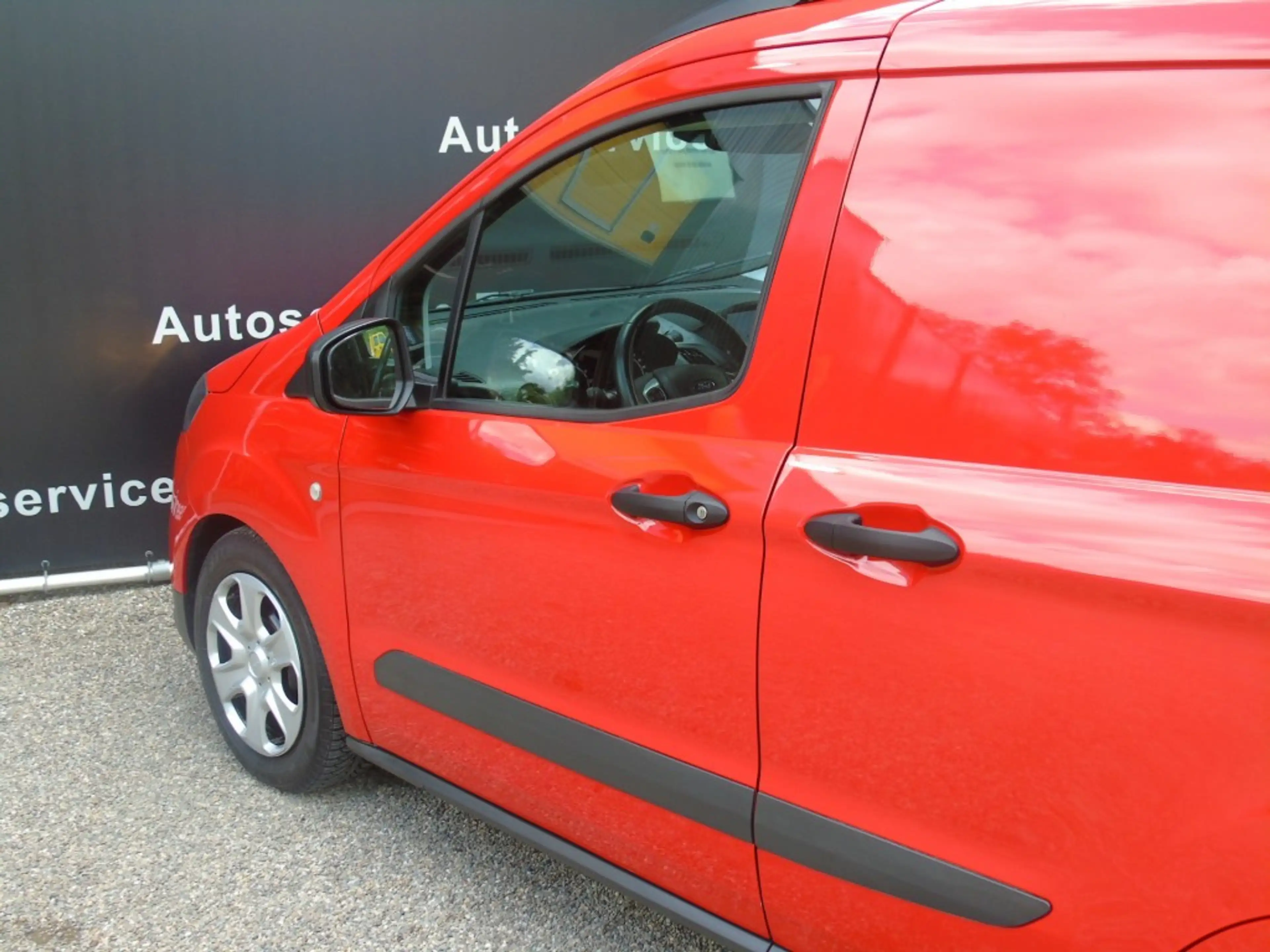 Ford Transit Courier 1.0 Trend Ecoboost 100 PK - 2022 - Navi - 2x schui — photo 9