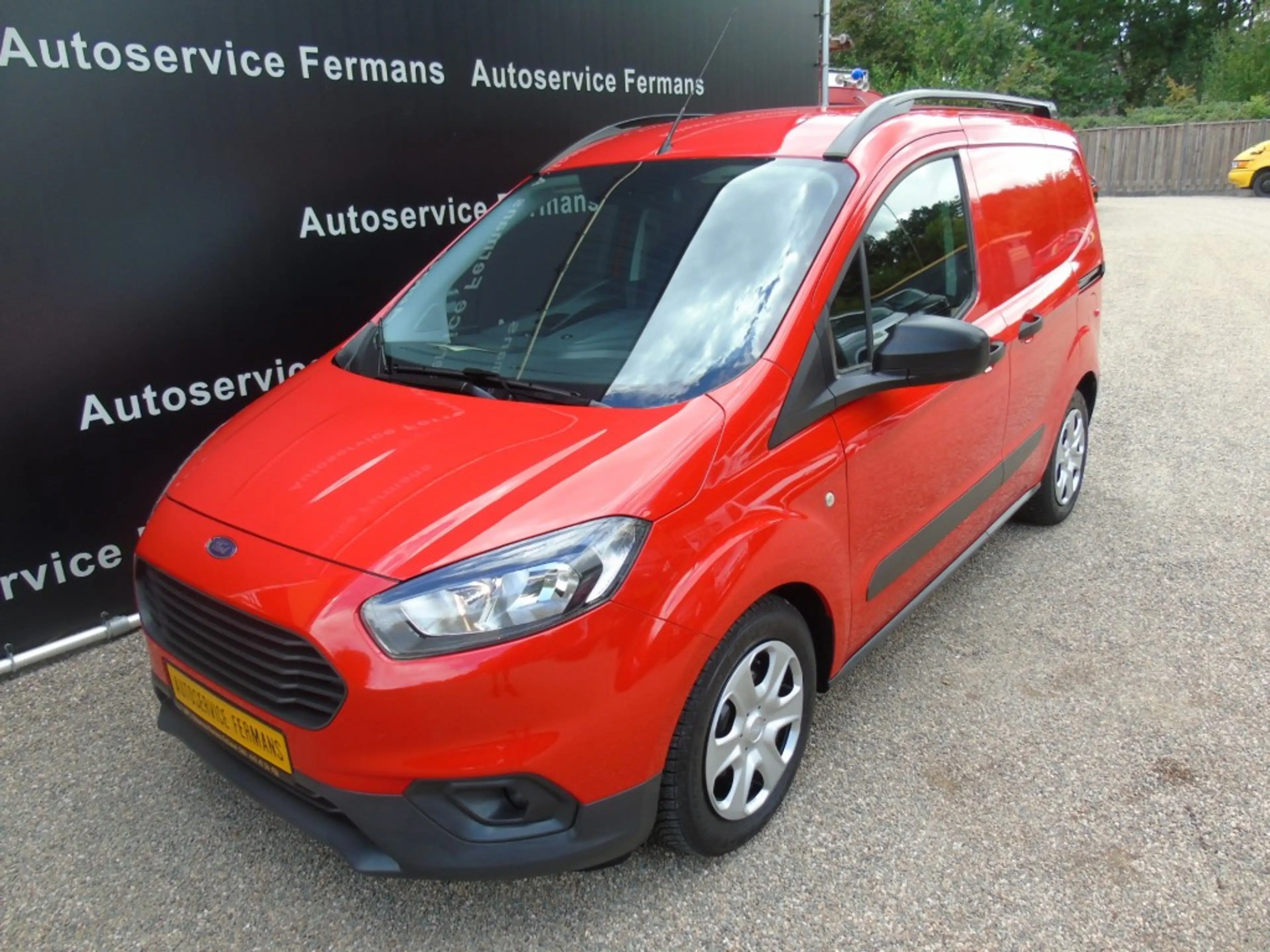 Ford Transit Courier 1.0 Trend Ecoboost 100 PK - 2022 - Navi - 2x schui — photo 4