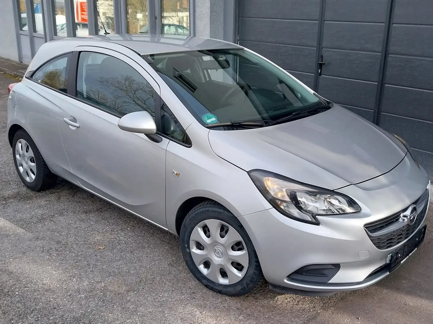 Opel Corsa EDITION KLIMA / HU/AU SERVICE NEU Grau - 1