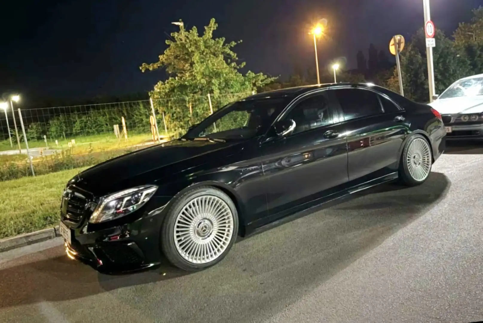 Mercedes-Benz 350 vollaustattung amg Fekete - 1