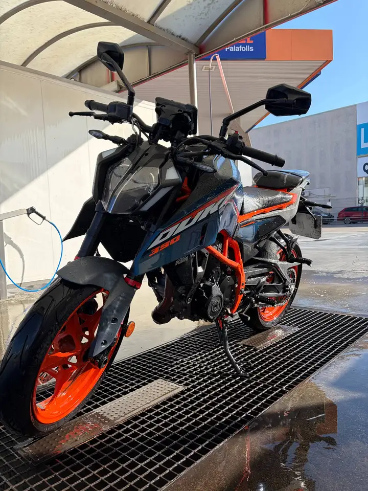 KTM 390 Duke